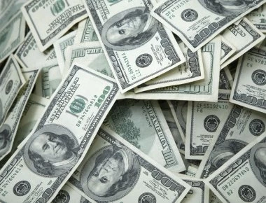 Washington Post: Δεν ωφελούνται όλοι οι Αμερικάνοι από την ισχυρή οικονομία - 4/10 δεν μπορούν να καλύψουν έκτακτα έξοδα